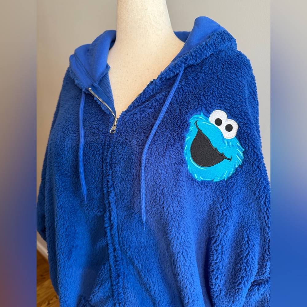 NWT Sesame Street Cookie Monster Sherpa Hoodie - Plus Size 3 (22-24, 3X) - Picture 5 of 16